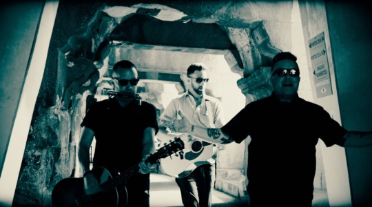 ALL YOU FONIES – Now Streaming